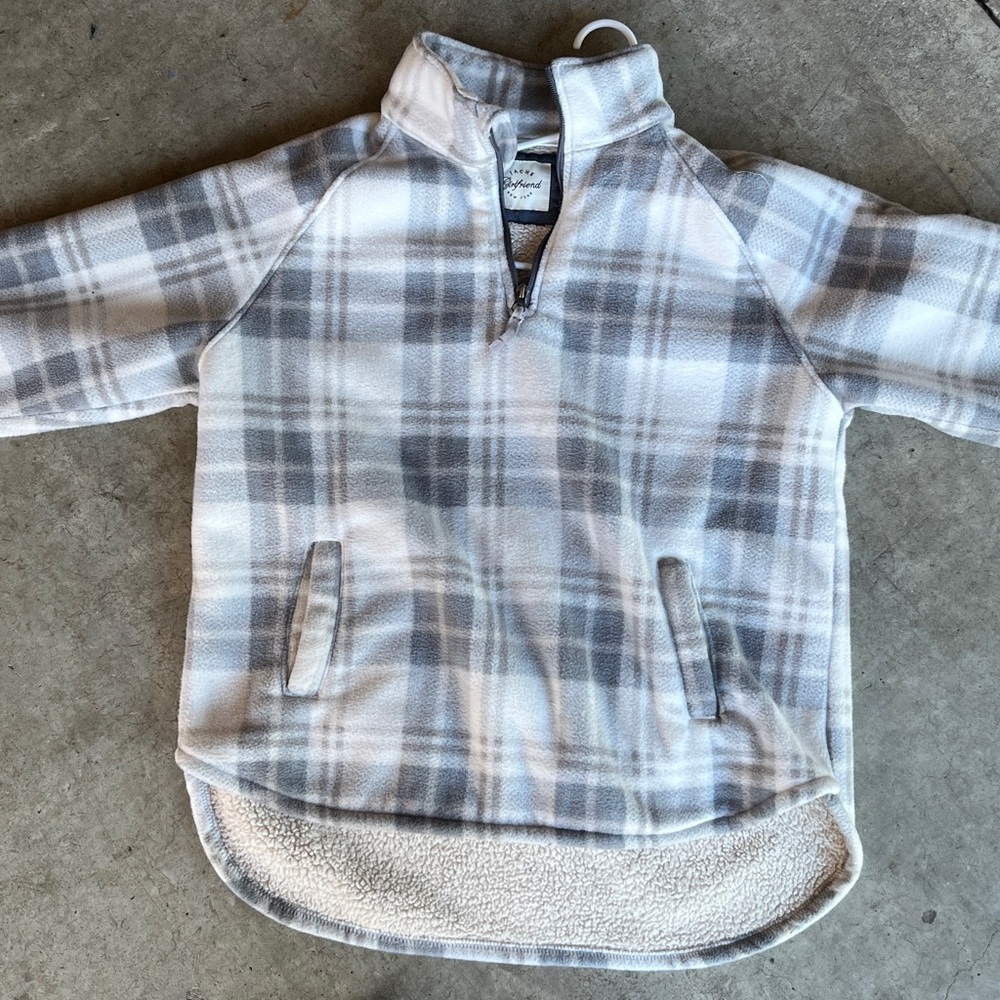 TACH Gray and White Fleece Pullover